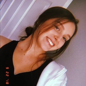 Meet your Posher, Kaitlin